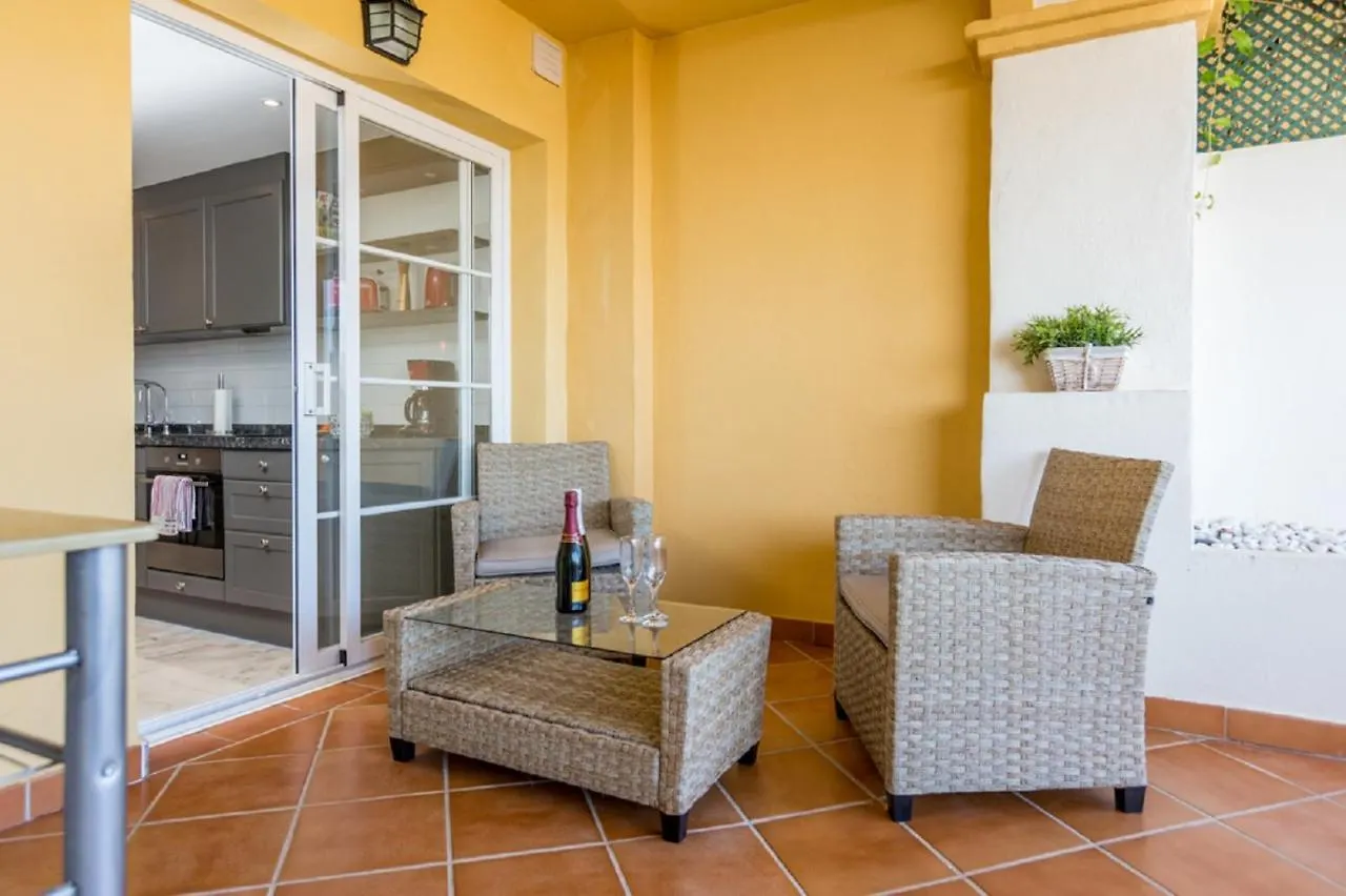 Puerto Banus Senorio De Aloha 3 Bed Apartment With Seaviews Marbella