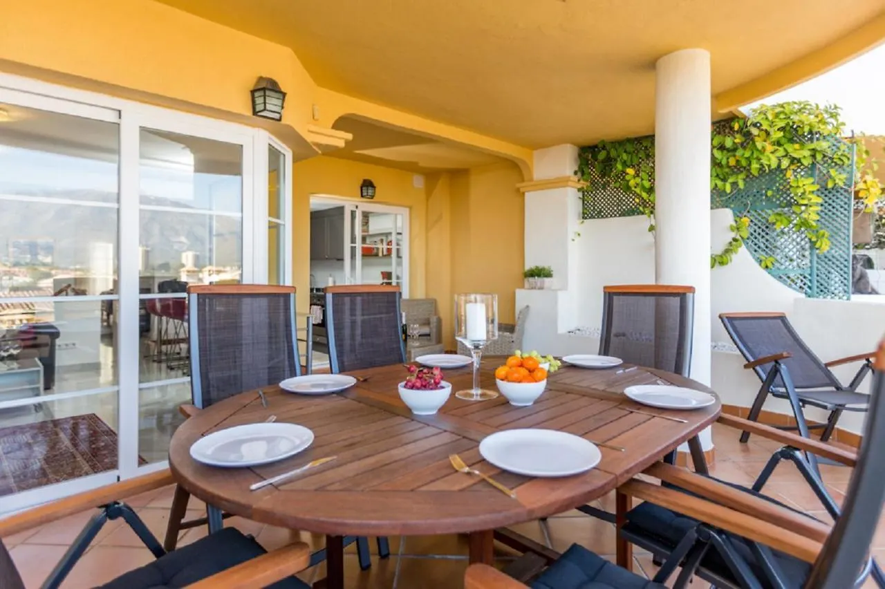Puerto Banus Senorio De Aloha 3 Bed Apartment With Seaviews Marbella