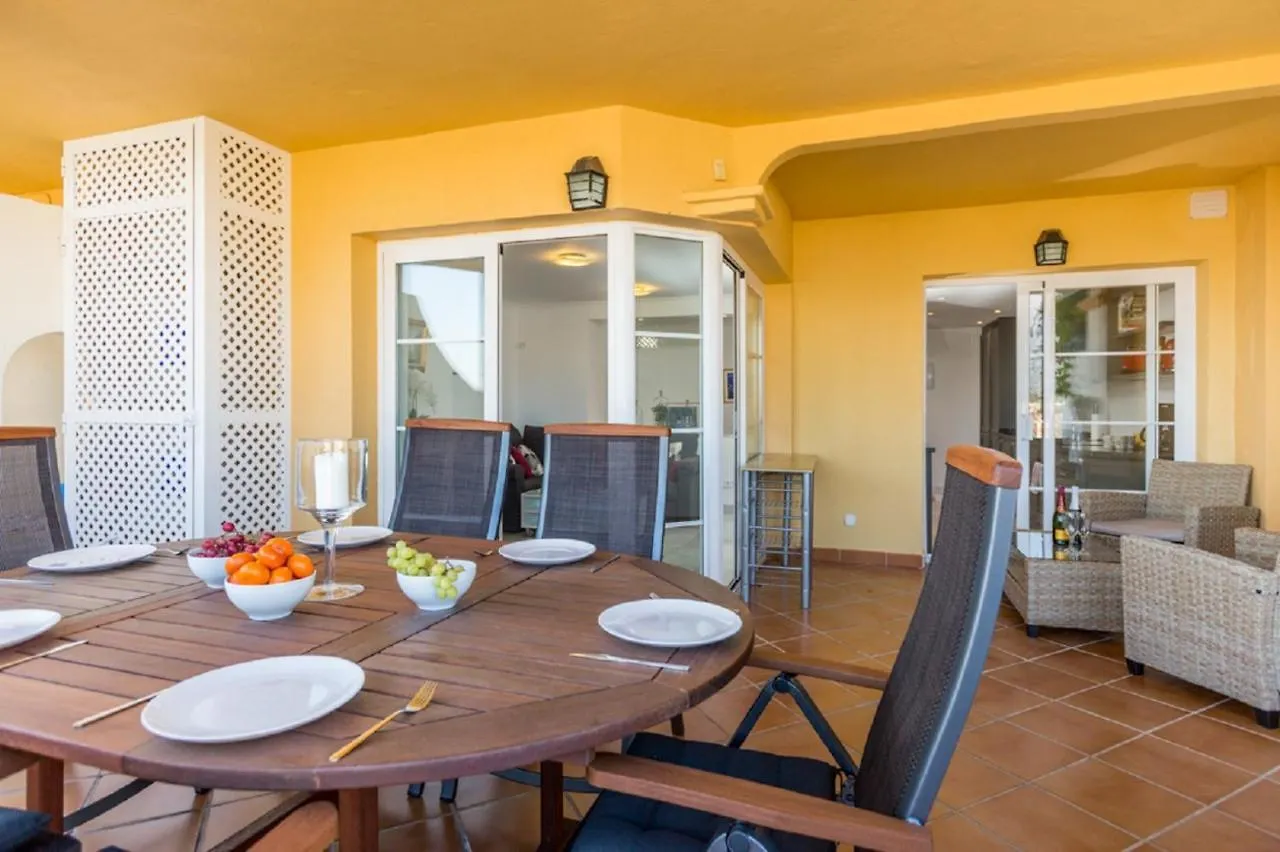 Puerto Banus Senorio De Aloha 3 Bed Apartment With Seaviews Marbella